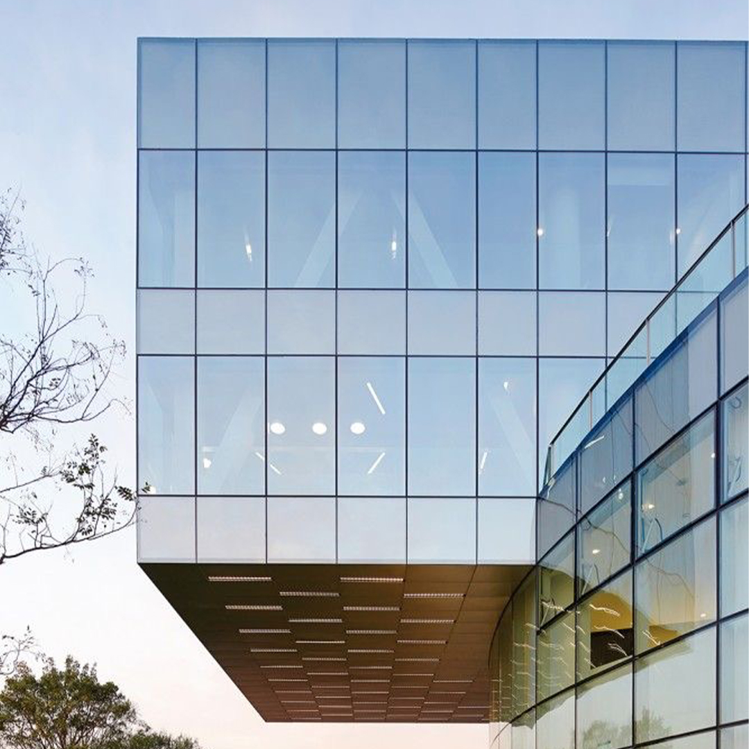 کرتین وال فریم لس - اسلاید