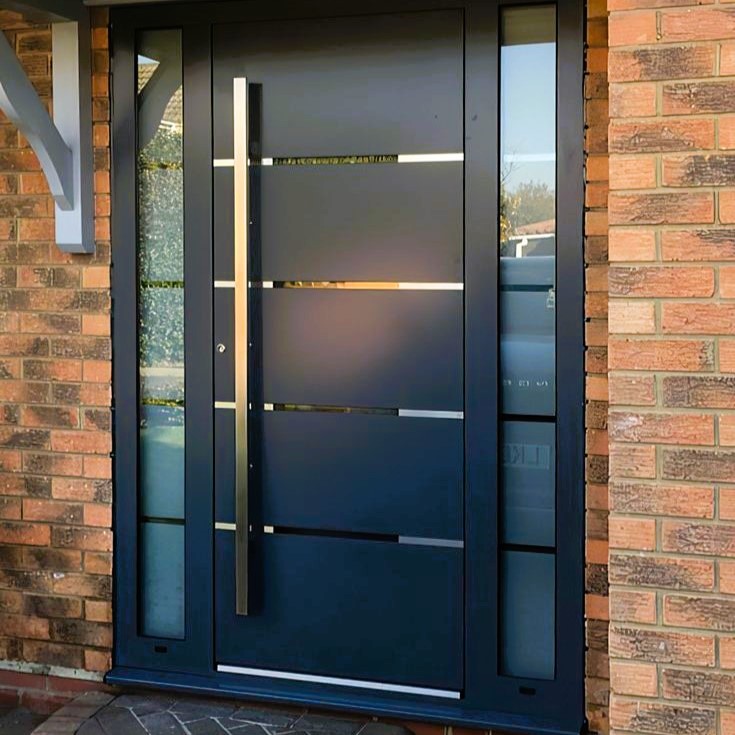 درب آلومینیومی با عایق گرافنی