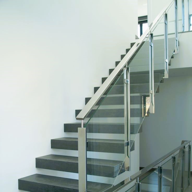 هندریل شیشه‌ای فریم آلومینیومی